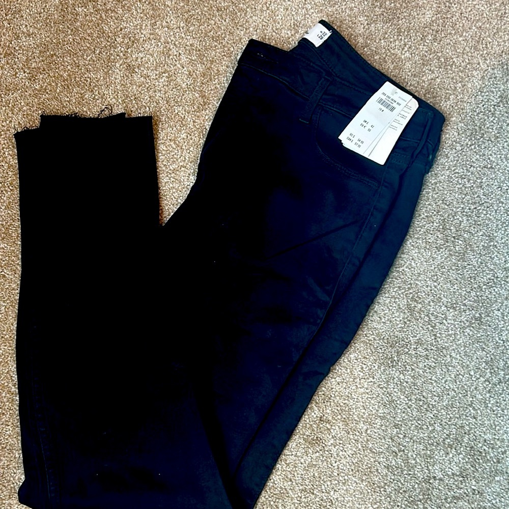 Hollister Black Denim jeans Size 15R W32 L28
